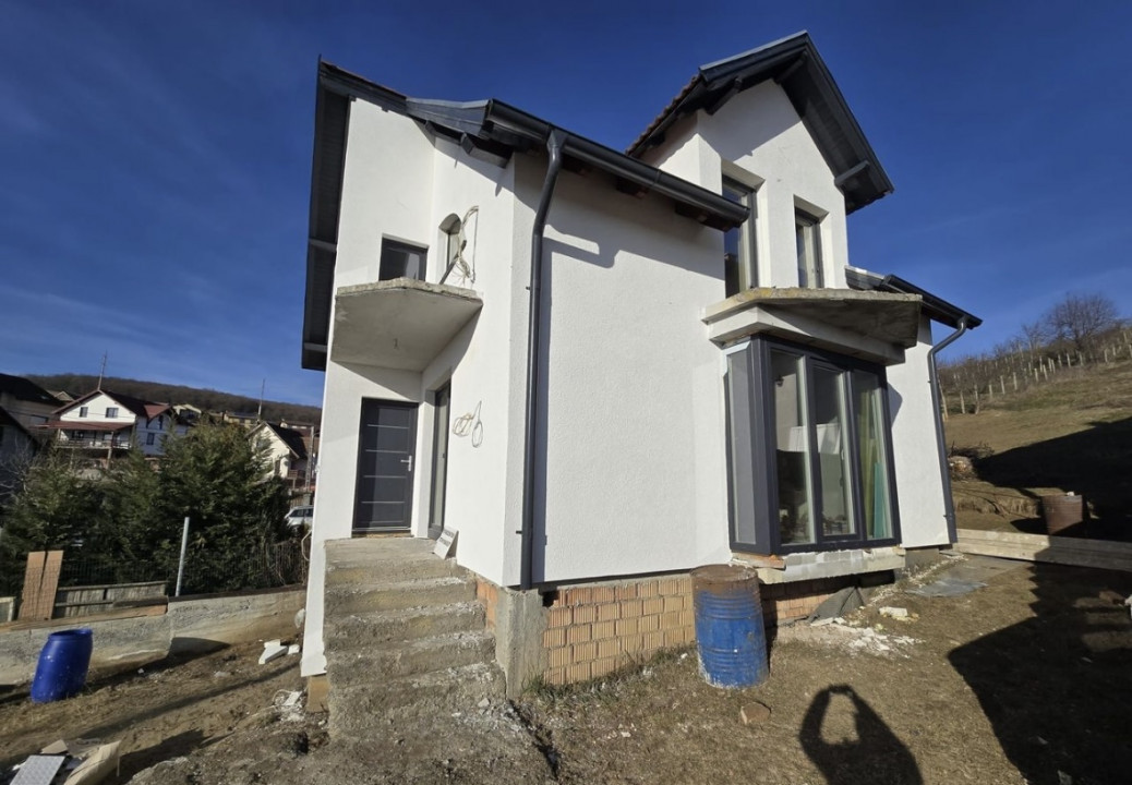 De vanzare casa in Sancrai