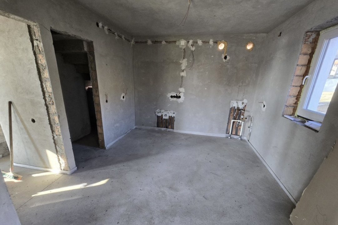 De vanzare casa in Sancrai