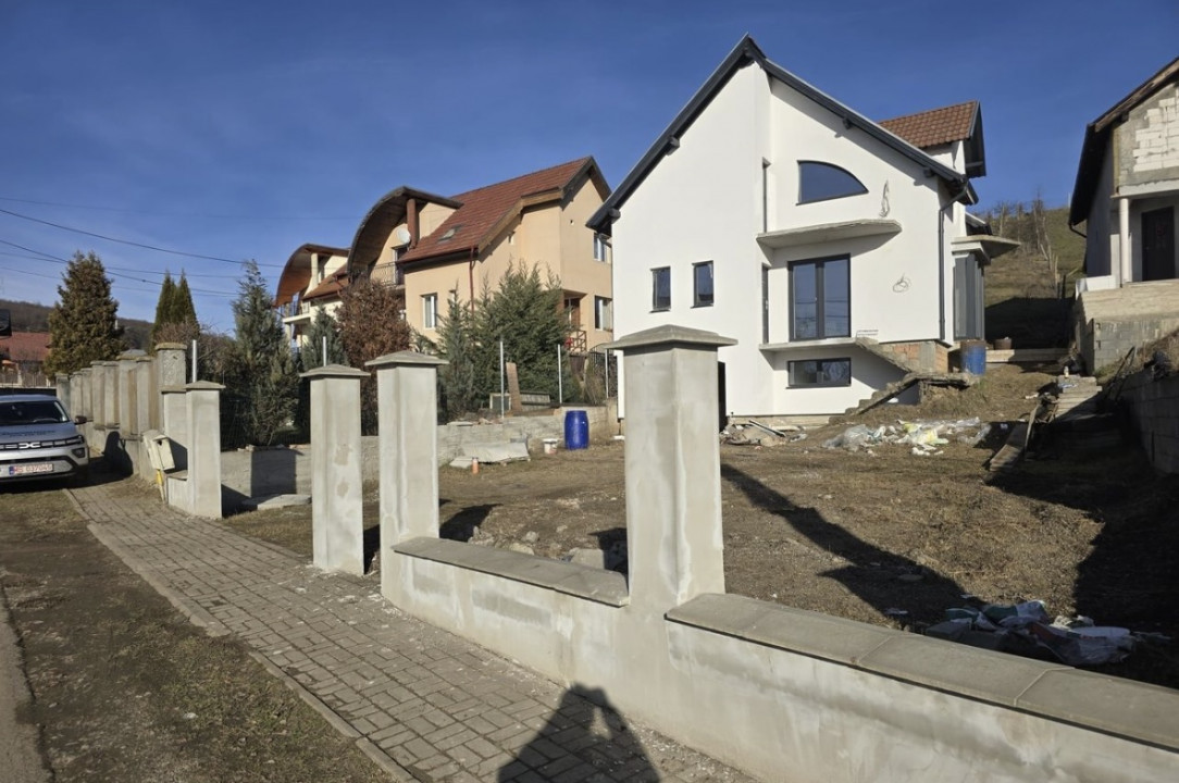 De vanzare casa in Sancrai