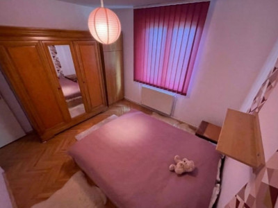 De inchiriat apartament 3camere Dambu