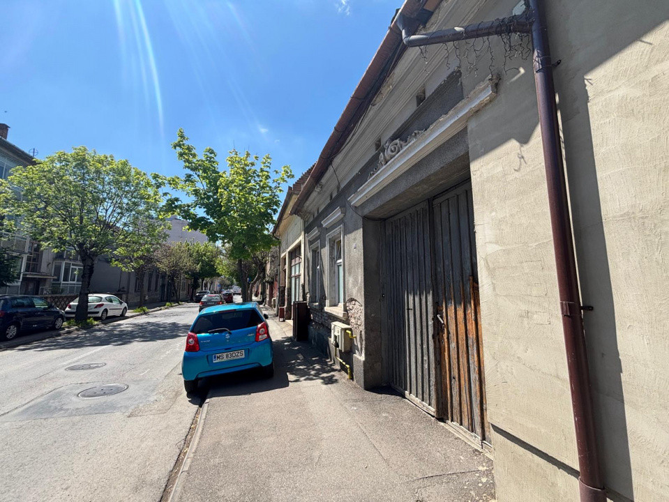 De vanzare Casa curte comuna aproape de centru 