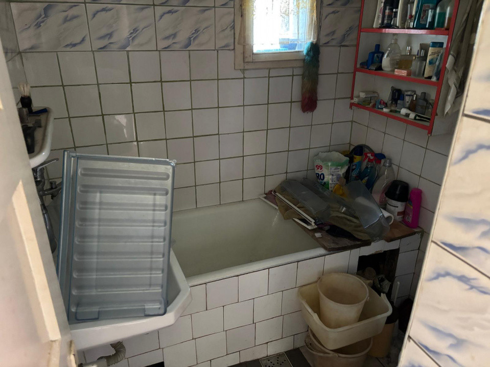 De vanzare Casa curte comuna aproape de centru 