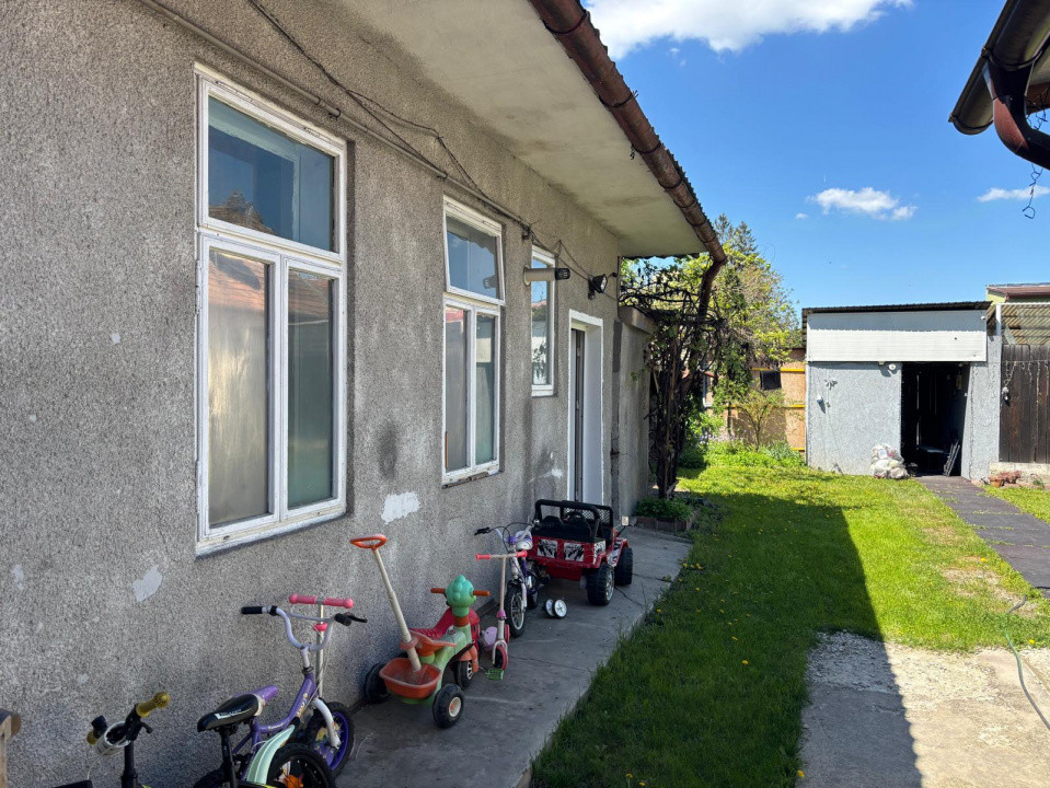 De vanzare Casa curte comuna aproape de centru 