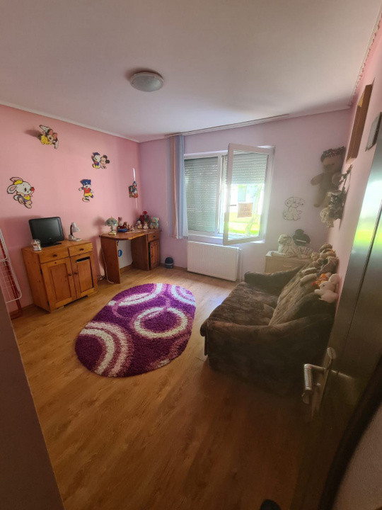 De vanzare Apartament 3 camere Ludus