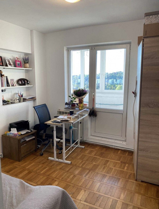 De inchiriat apartament 3 camere Pandurilor 