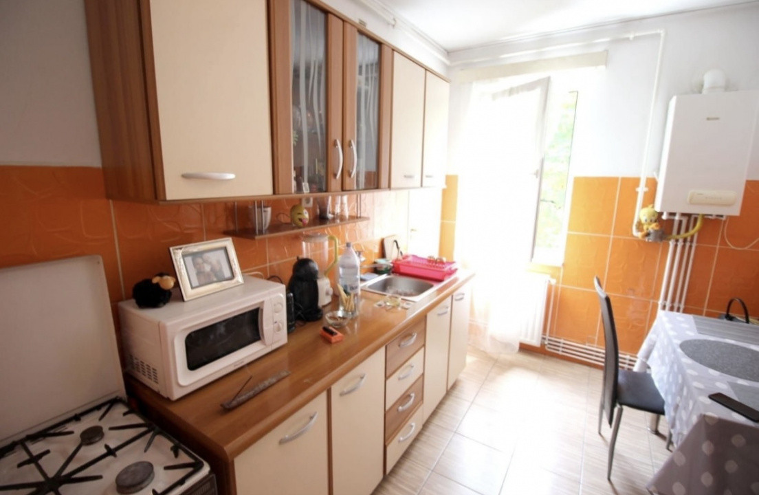 De inchiriat apartament 2 camere Tudor 