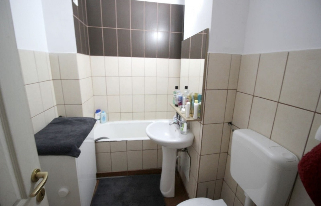 De inchiriat apartament 2 camere Tudor 