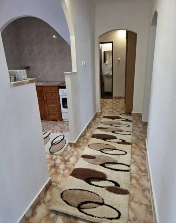 De inchiriat apartament cu 3 camere Bul. Pandurilor[Farcas Dumitrita-0750407511]