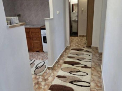 De inchiriat apartament cu 3 camere Bul. Pandurilor[Farcas Dumitrita-0750407511]