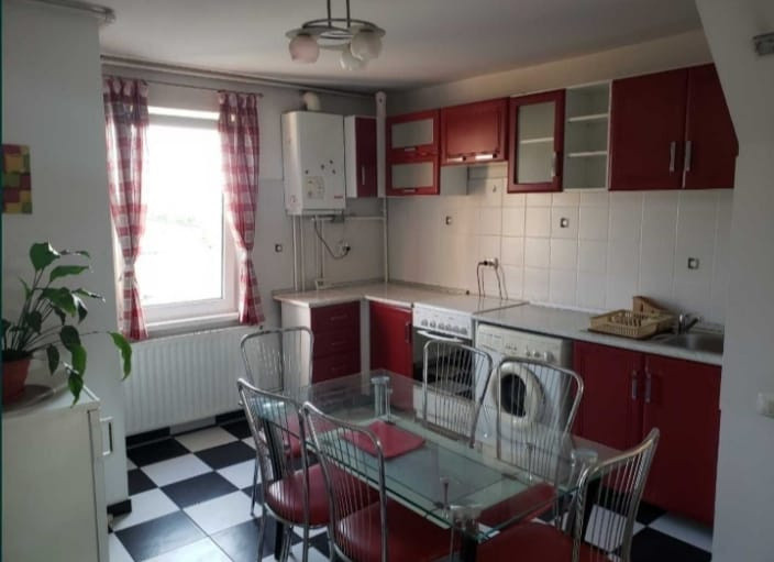 De inchiriat apartament 2 camere 7 Noiembrie [Farcas Dumitrita - 0750407511]