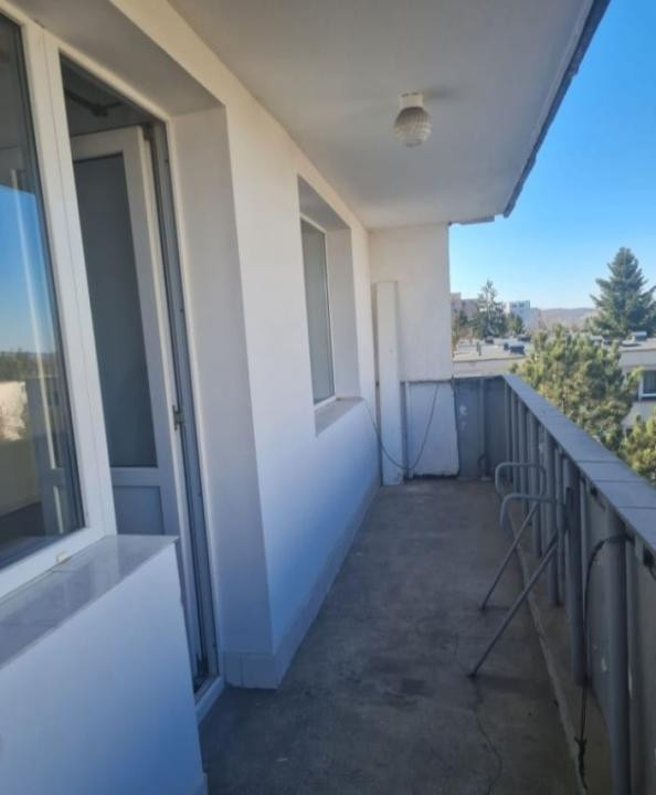 De vanzare apartament cu 2 camere Dambu Petros [Farcas Dumitrita - 0750407511]