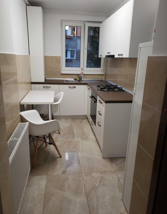 De închiriat: Apartament 2 camere – Zona UMF /Spitalul Județean (Str. Argeșului)