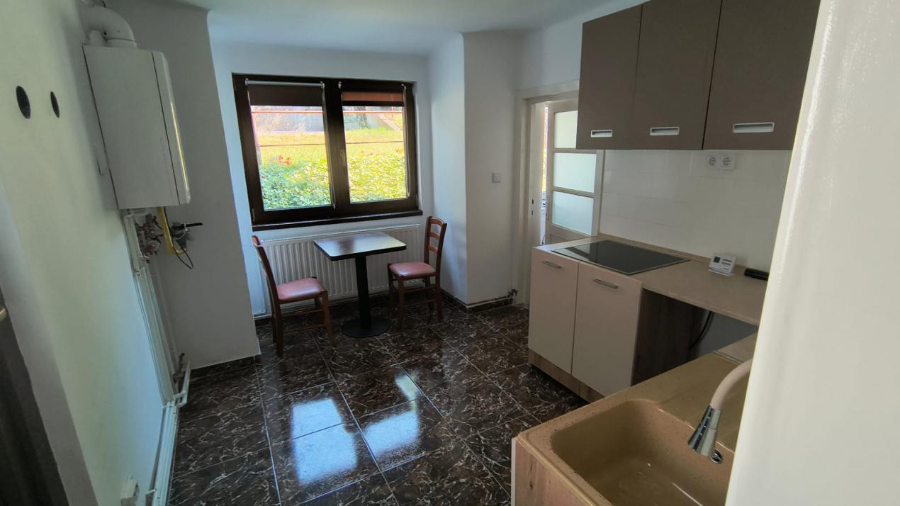 Închiriere apartament la casă  ( 470 € negociabil )– 2 minute de UMFST!