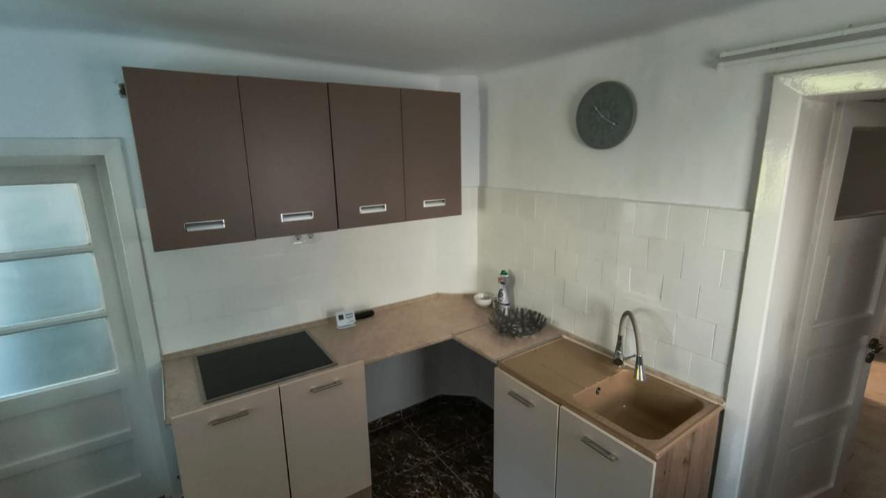 Închiriere apartament la casă  ( 470 € negociabil )– 2 minute de UMFST!