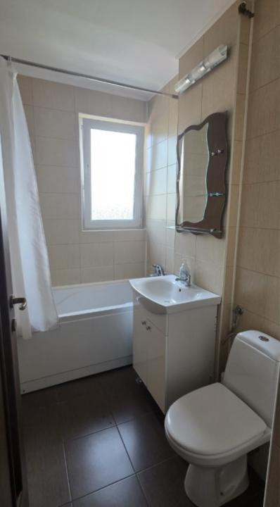 De inchiriat apartament 2 camere str Vulcan ( Vass Kinga-0750259209)