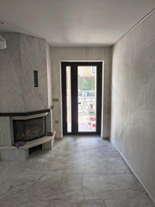 De Inchiriat casa / clinica zona Platoul Cornesti 