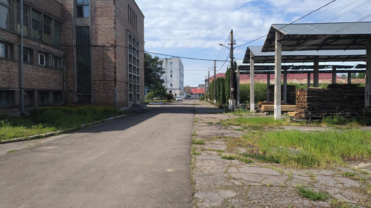 De Inchiriat spat comerciale pe platforma veche Mobex 