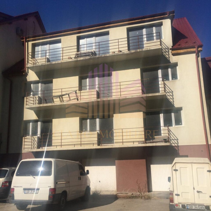 De vanzare cladire cu 3 apartamente in Sibiu