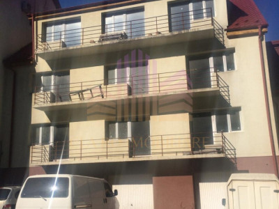 De vanzare cladire cu 3 apartamente in Sibiu