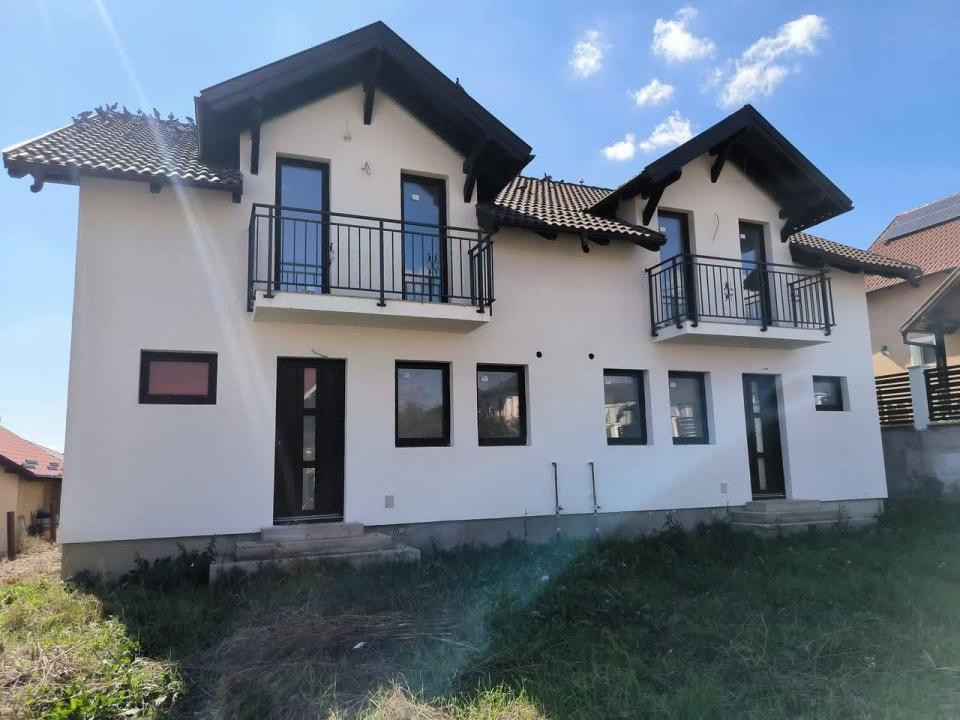 Casă Duplex Semifinisată – Nazna