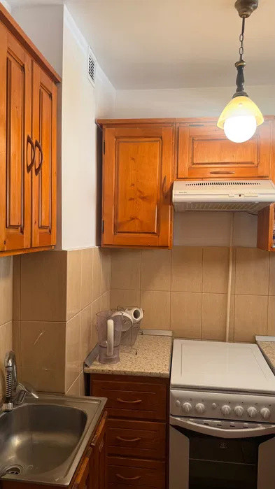 De închiriat Garsoniera zonă cenrală [Gyerko Zita - 0750259209]