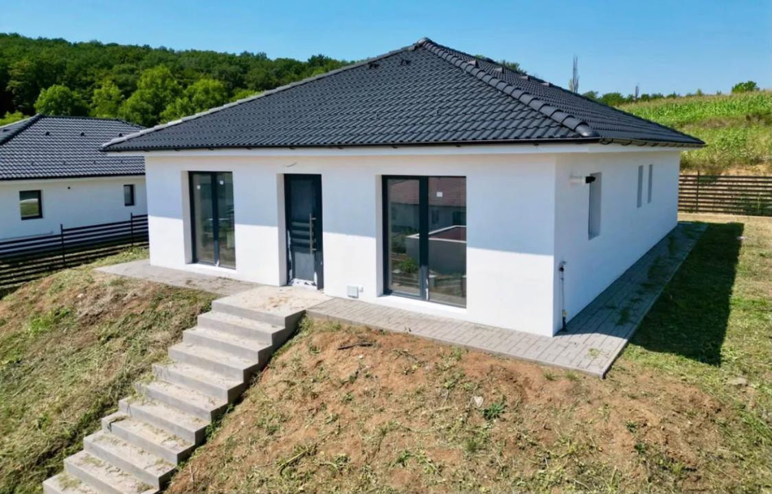 Casa finisata Zeno Vancea ( Melisa 0750407511)