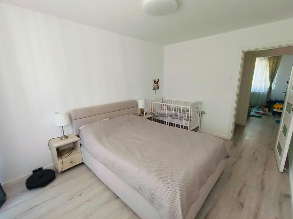 APARTAMENT 3 CAMERE ( 0750407511-MELISA)