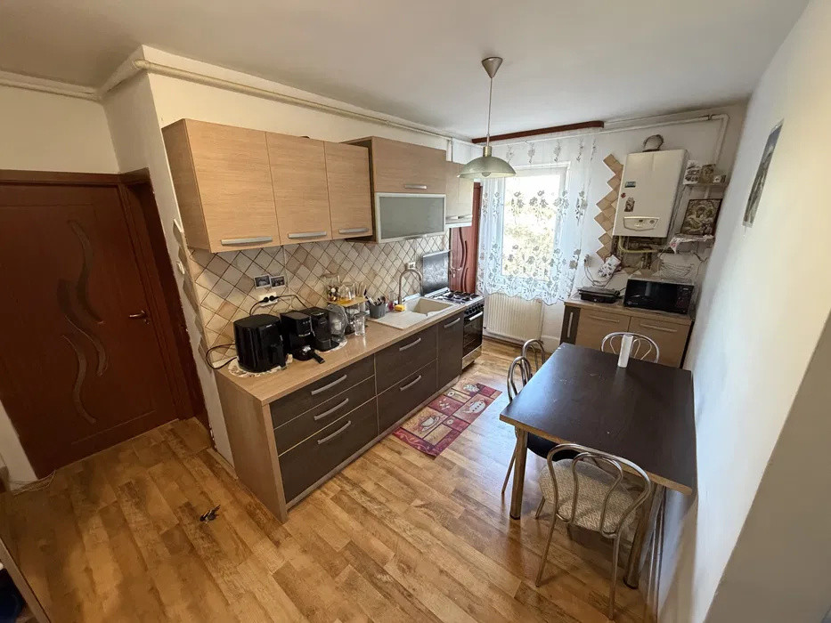 De închiriat apartament 2 camere, zona Tudor,  [Gyerko Zita - 0750259209]