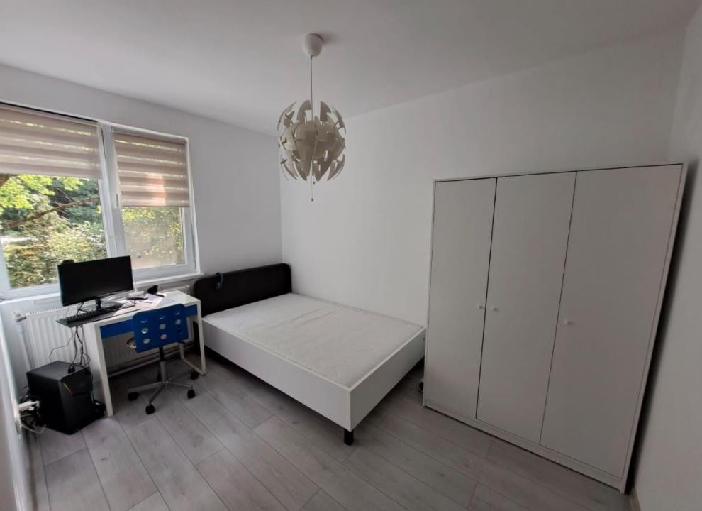 APARTAMENT 3 CAMERE DE INCHIRIAT ( MELISA 0750407511)