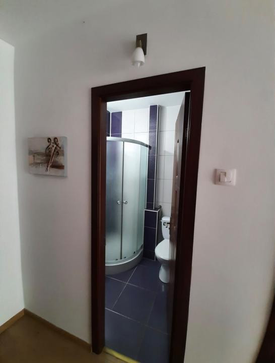 APARTAMENT 3 CAMERE DE INCHIRIAT ( MELISA 0750407511)