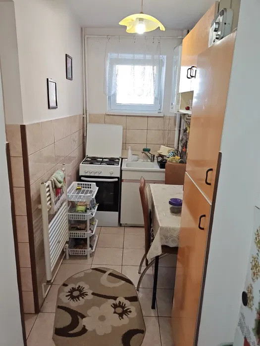 De vânzare Apartament 2 camere –zona Poli2 [Gyerko Zita - 0750259209]