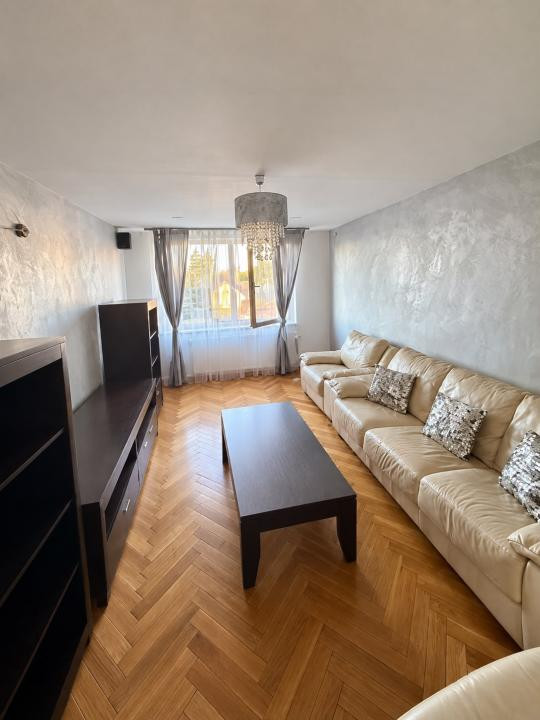  Apartament cu 3 camere și 2 băi,zona centrala(Bianca Boanta | 0750203100)