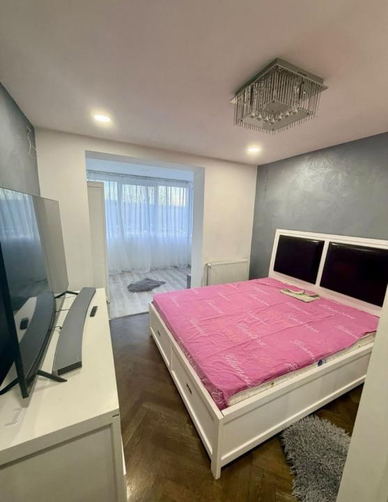  Apartament cu 3 camere și 2 băi,zona centrala(Bianca Boanta | 0750203100)