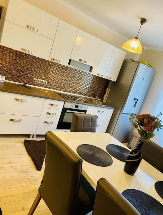 Apartament 3 camere str Banat ( Bianca Boanta | 0750203100 )
