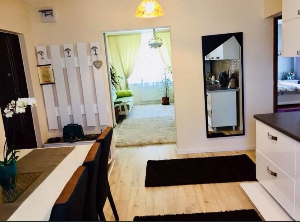 Apartament 3 camere str Banat ( Bianca Boanta | 0750203100 )