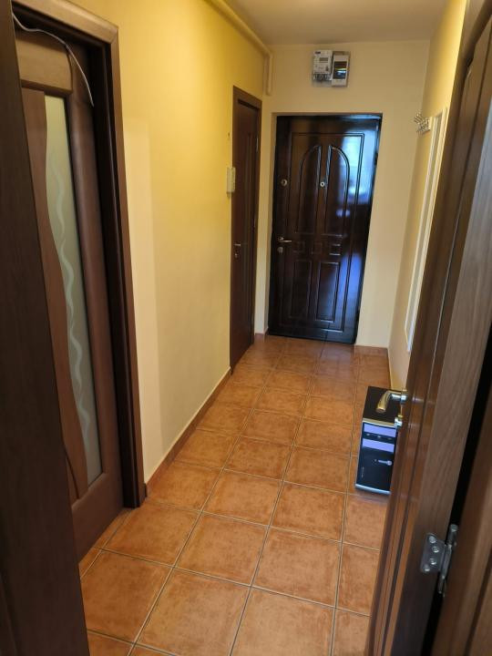 Apartament 3 camere Dambu 