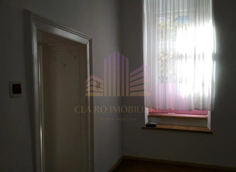 De inchiriat apartament in centru 