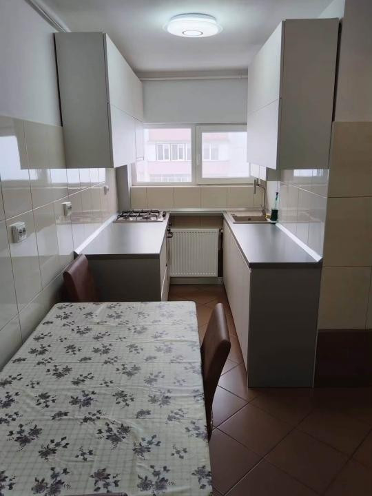 APARTAMENT CU 3 CAMERE | STRADA GHEORGHE DOJA ( BIANCA- 0750203100)