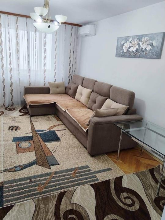 APARTAMENT CU 3 CAMERE | STRADA GHEORGHE DOJA ( BIANCA- 0750203100)