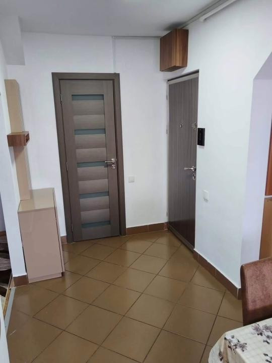 APARTAMENT CU 3 CAMERE | STRADA GHEORGHE DOJA ( BIANCA- 0750203100)