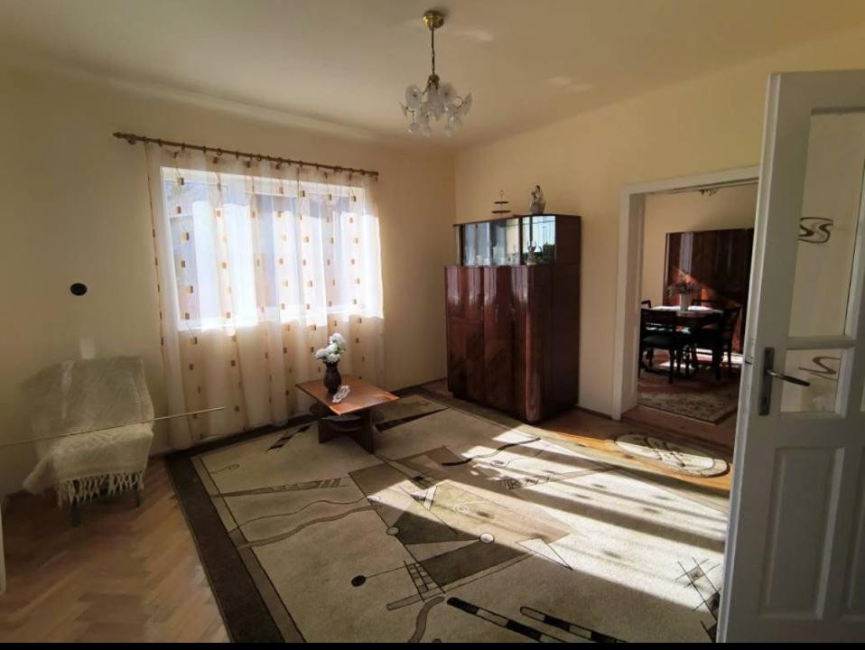 🏡CASĂ DE VÂNZARE + 10 ARII TEREN (0750203100)