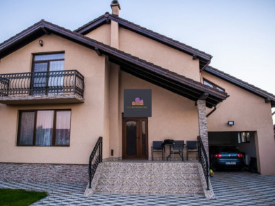De vanzare casa cu etaj in Nazna