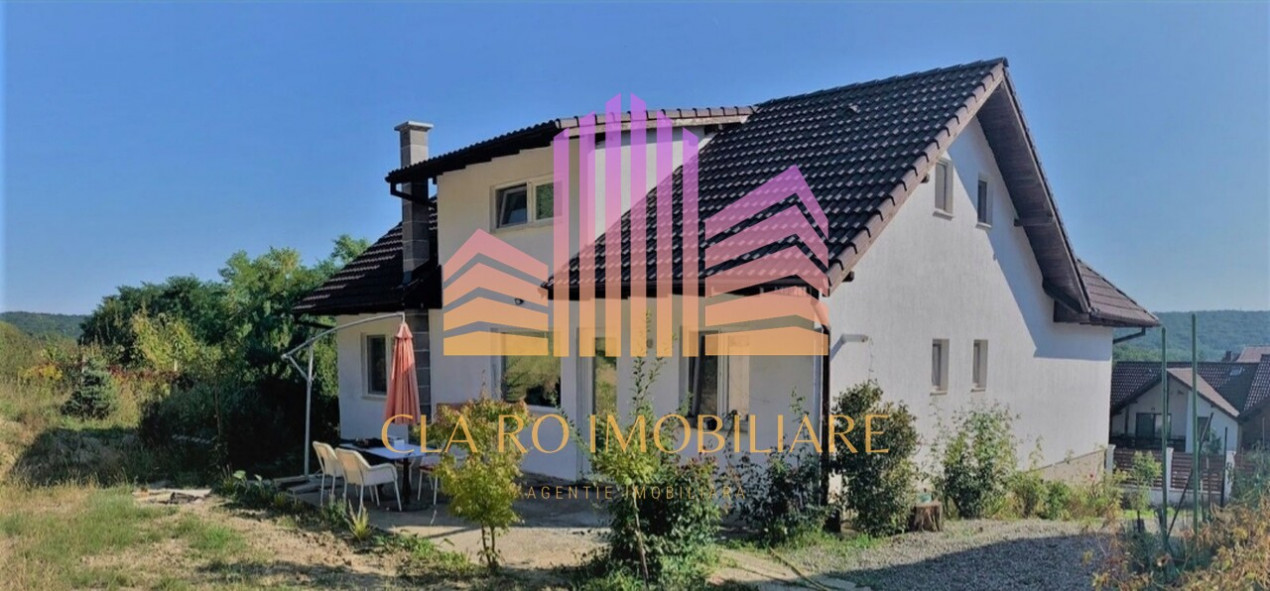 De vanzare casa in Corunca, Valea Iubirii