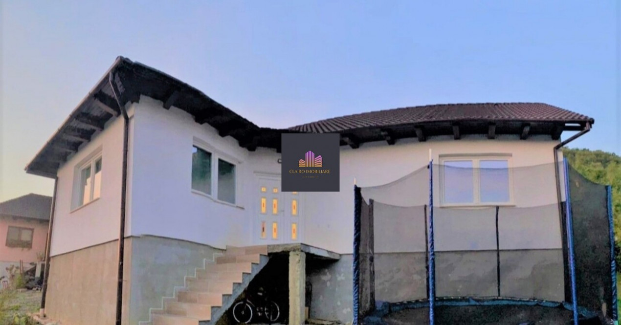De vanzare casa in Corunca, Valea Iubirii
