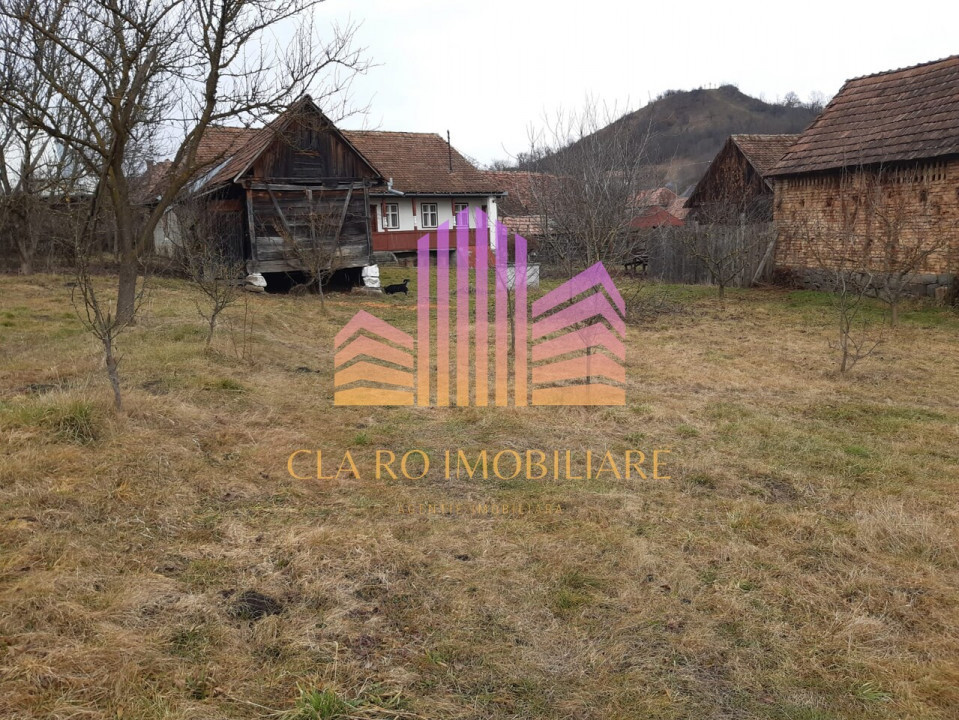 De vanzre casa la tara zona superba, Sambrias, Mures