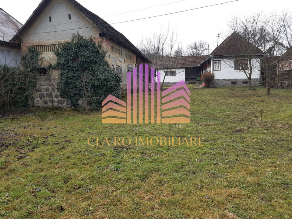 De vanzre casa la tara zona superba, Sambrias, Mures