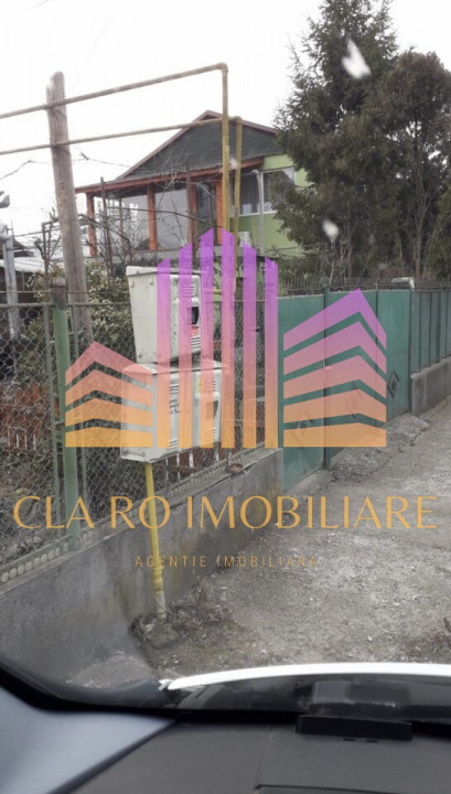 De vanzare casa curte comuna zona Rovinar