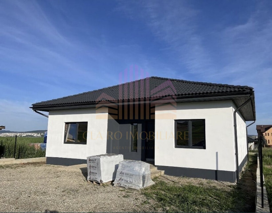 De vanzare casa semifinisata strada fagului Nazna, Mures