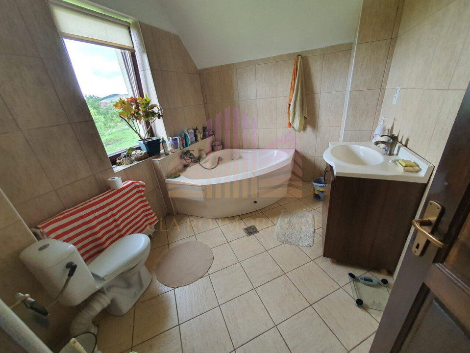 De vanzare casa zona Tofalau in Sangeorgiu de Mures