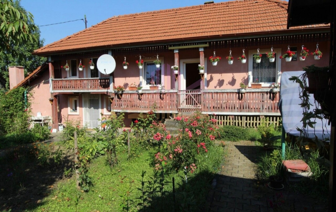 De vanzare casa Cotus  9KM de Targu Mures